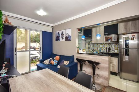 Sala de apartamento à venda com 2 quartos, 48m² em Vila Pirajussara, São Paulo