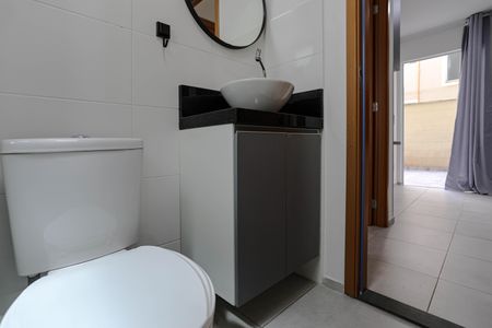 Apartamento para alugar com 71m², 2 quartos e 1 vaga Apartamento para alugar com 71m², 2 quartos e 1 vagaBanheiro