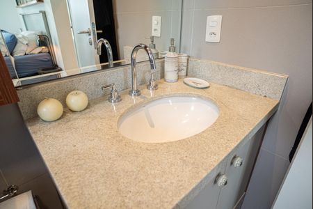 Apartamento à venda com 64m², 2 quartos e 1 vagaBanheiro da Suíte