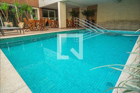 Apartamento à venda com 64m², 2 quartos e 1 vaga Apartamento à venda com 64m², 2 quartos e 1 vagaPiscina
