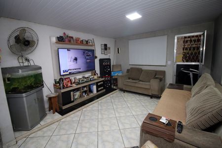 Sala de casa de condomínio à venda com 2 quartos, 146m² em Vila Kosmos, Rio de Janeiro