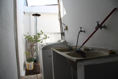 Casa à venda com 157m², 3 quartos e 2 vagasÁrea de Serviço