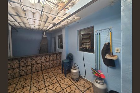 Casa à venda com 157m², 3 quartos e 2 vagasChurrasqueira