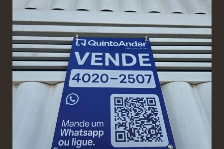 Casa à venda com 157m², 3 quartos e 2 vagasPlaquinha