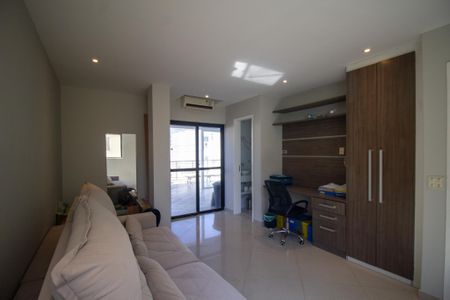 Apartamento para alugar com 240m², 2 quartos e 2 vagas Apartamento para alugar com 240m², 2 quartos e 2 vagasSuíte 2