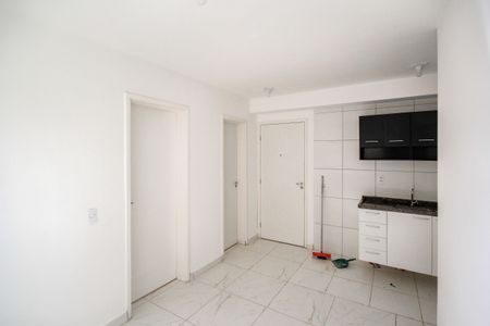 Sala de apartamento para alugar com 2 quartos, 33m² em Jardim Bandeirantes, São Paulo