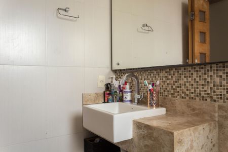 Apartamento à venda com 105m², 3 quartos e 2 vagasBanheiro