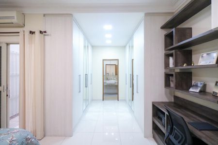 Casa à venda com 156m², 2 quartos e 1 vaga Casa à venda com 156m², 2 quartos e 1 vagaSuíte