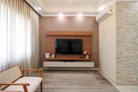 Sala de casa à venda com 2 quartos, 156m² em Nova Gerti, São Caetano do Sul