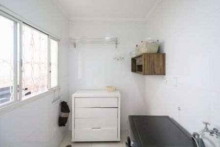 Casa à venda com 156m², 2 quartos e 1 vaga Casa à venda com 156m², 2 quartos e 1 vagaÁrea de Serviço