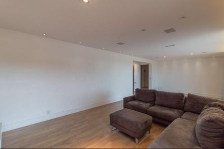 Apartamento à venda com 143m², 3 quartos e 2 vagasFoto 03