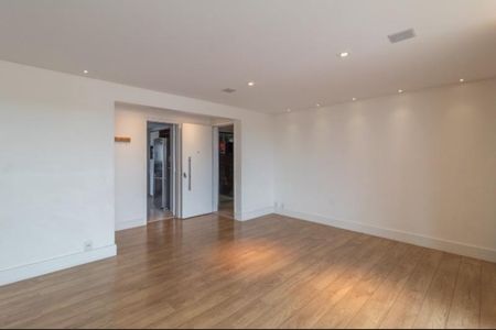 Apartamento à venda com 143m², 3 quartos e 2 vagasFoto 07