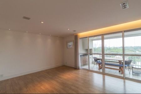 Apartamento à venda com 143m², 3 quartos e 2 vagasFoto 02