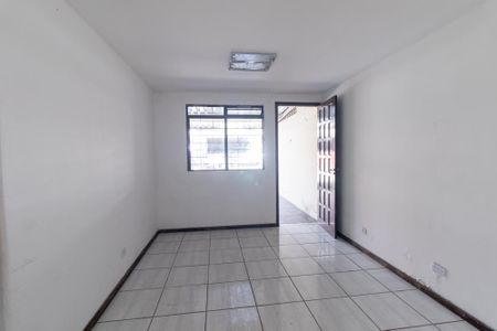 Casa à venda com 137m², 3 quartos e 3 vagas Casa à venda com 137m², 3 quartos e 3 vagasSala
