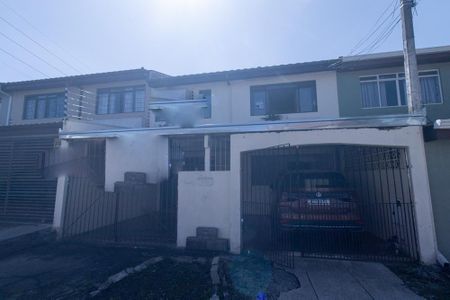 Casa à venda com 137m², 3 quartos e 3 vagas Casa à venda com 137m², 3 quartos e 3 vagasFachada