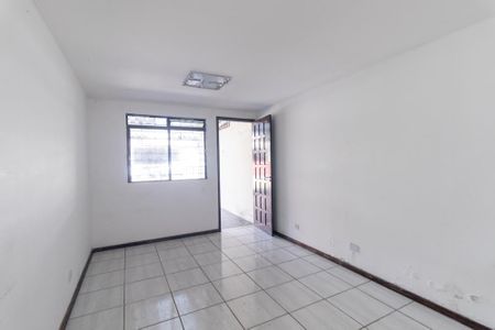 Casa à venda com 137m², 3 quartos e 3 vagas Casa à venda com 137m², 3 quartos e 3 vagasSala