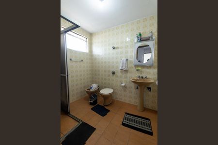 Casa à venda com 137m², 3 quartos e 3 vagas Casa à venda com 137m², 3 quartos e 3 vagasBanheiro Social