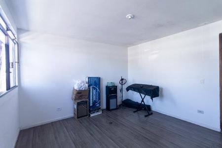 Casa à venda com 137m², 3 quartos e 3 vagas Casa à venda com 137m², 3 quartos e 3 vagasQuarto 2