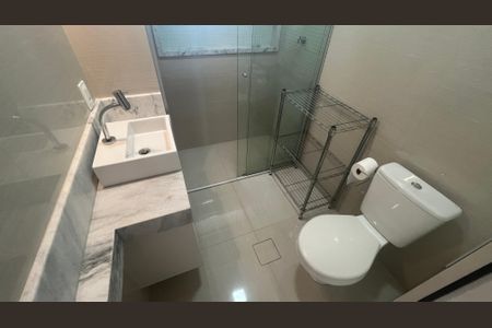 Apartamento à venda com 58m², 1 quarto e 1 vaga Apartamento à venda com 58m², 1 quarto e 1 vagaBanheiro Social