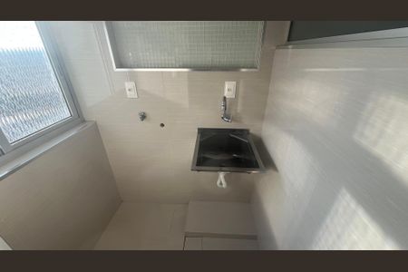 Apartamento à venda com 58m², 1 quarto e 1 vaga Apartamento à venda com 58m², 1 quarto e 1 vagaÁrea de Serviço