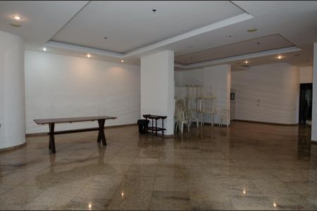 Apartamento à venda com 56m², 2 quartos e 1 vagaÁrea comum