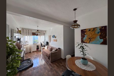 Sala de apartamento à venda com 2 quartos, 56m² em Barra da Tijuca, Rio de Janeiro