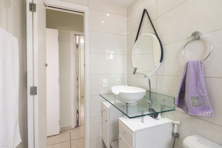 Apartamento para alugar com 63m², 2 quartos e 1 vaga Apartamento para alugar com 63m², 2 quartos e 1 vagaBanheiro