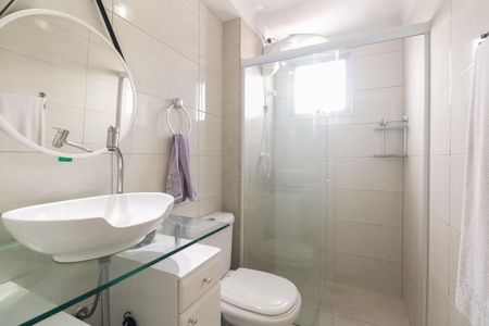 Apartamento para alugar com 63m², 2 quartos e 1 vaga Apartamento para alugar com 63m², 2 quartos e 1 vagaBanheiro