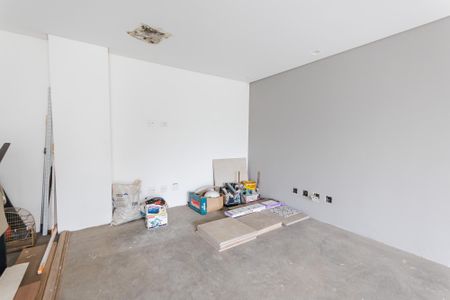 Casa à venda com 143m², 1 quarto e 2 vagas Casa à venda com 143m², 1 quarto e 2 vagasSala/Cozinha