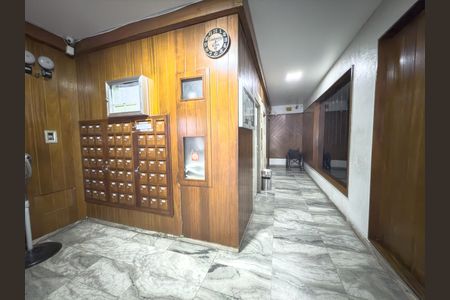 Apartamento à venda com 72m², 2 quartos e 1 vagaHall de entrada