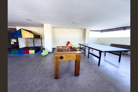 Apartamento à venda com 72m², 2 quartos e 1 vagaÁrea comum - Playground