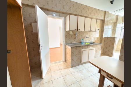 Apartamento à venda com 72m², 2 quartos e 1 vagaCozinha