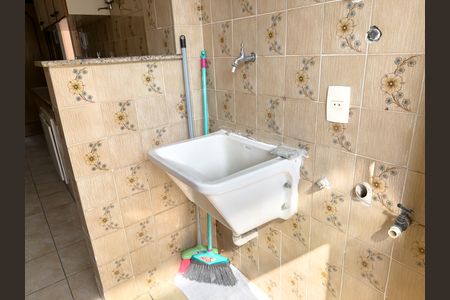 Apartamento à venda com 72m², 2 quartos e 1 vagaÁrea de Serviço