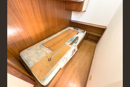 Apartamento à venda com 72m², 2 quartos e 1 vagaQuarto de Serviço