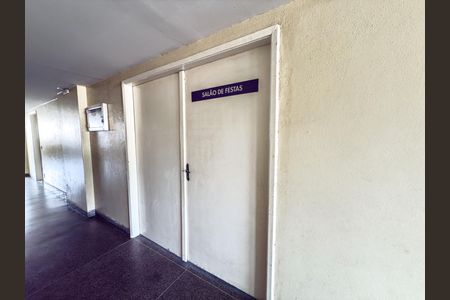 Apartamento à venda com 72m², 2 quartos e 1 vagaÁrea comum - Salão de festas