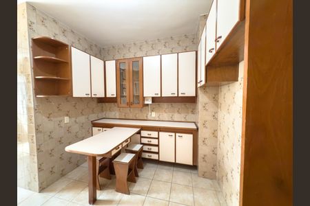 Apartamento à venda com 72m², 2 quartos e 1 vagaCozinha