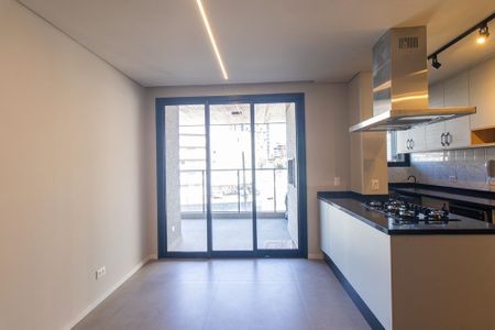 Sala de apartamento para alugar com 2 quartos, 78m² em Cabral, Curitiba