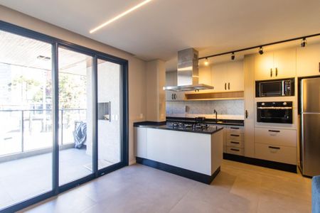 Sala de apartamento para alugar com 2 quartos, 78m² em Cabral, Curitiba