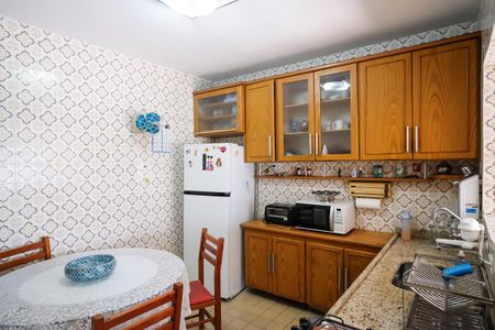 Casa à venda com 162m², 2 quartos e 2 vagasCozinha