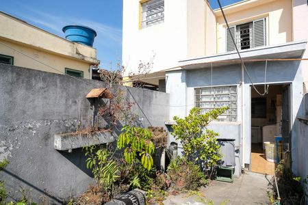 Casa à venda com 162m², 2 quartos e 2 vagasQuintal