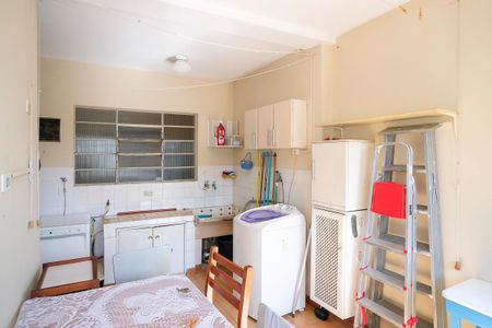 Casa à venda com 162m², 2 quartos e 2 vagasÁrea de serviço