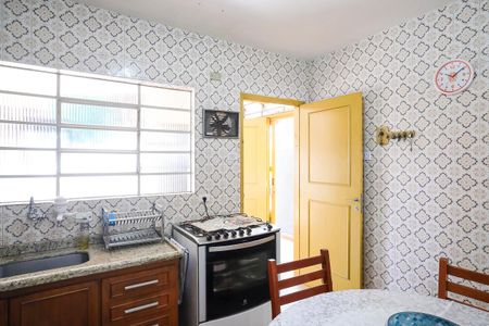 Casa à venda com 162m², 2 quartos e 2 vagasCozinha