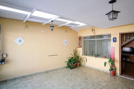 Casa à venda com 162m², 2 quartos e 2 vagasGaragem