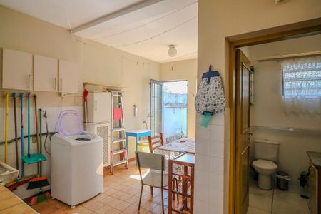 Casa à venda com 162m², 2 quartos e 2 vagasÁrea de serviço