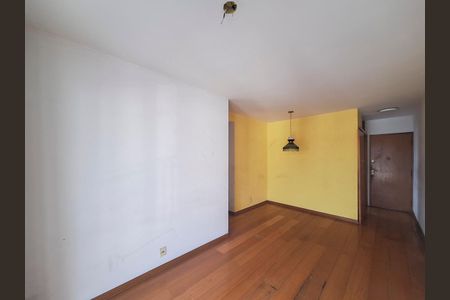 Sala de apartamento à venda com 3 quartos, 68m² em Lauzane Paulista, São Paulo