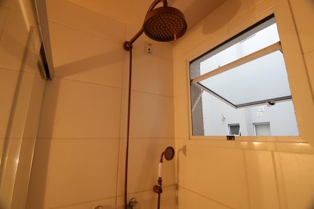 Banheiro de apartamento para alugar com 2 quartos, 45m² em Olaria, Canoas