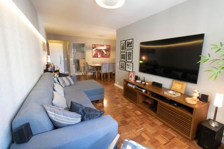 Sala de apartamento à venda com 2 quartos, 77m² em Campo Belo, São Paulo