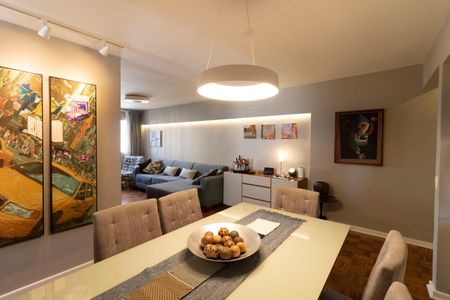 Apartamento à venda com 77m², 2 quartos e 1 vagaSala
