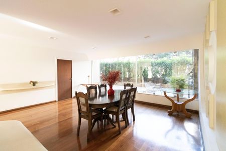 Apartamento à venda com 77m², 2 quartos e 1 vagaÁrea comum - Salão de festas