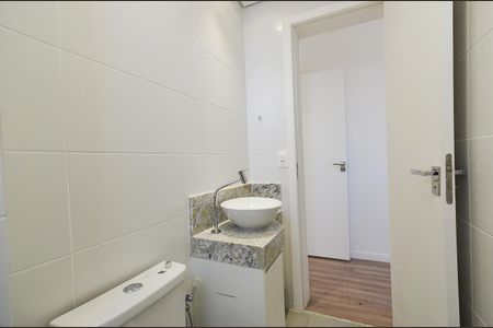 Apartamento à venda com 65m², 2 quartos e 2 vagas Apartamento à venda com 65m², 2 quartos e 2 vagasBanheiro da Suite